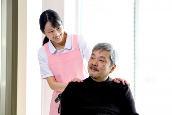 【有料老人ホームの介護職員】長期休暇あり、暮らしをより快適に