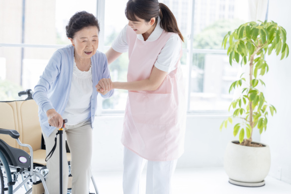 【サービス付き高齢者住宅の介護職員】バックアップ体制充実、その人らしさを常に考える介護