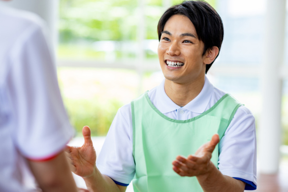 【介護老人保健施設の作業療法士(OT)】年間休日117日、在宅復帰実績が多数