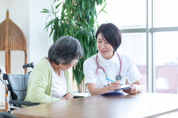 【ショートステイの看護師】「矢野口駅」徒歩7分、全国に居宅系介護サービスを展開する企業