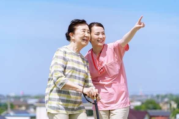 【特別養護老人ホームの介護職員】「大阪阿部野橋駅」徒歩1分、やさしく生命を守る