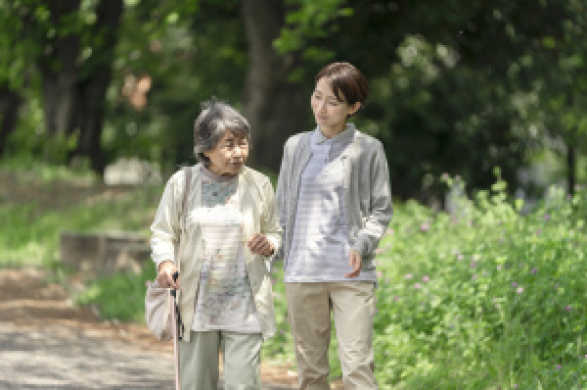 【特別養護老人ホームの介護職員】「丸山駅」徒歩9分、一人ひとりに最適な生活環境