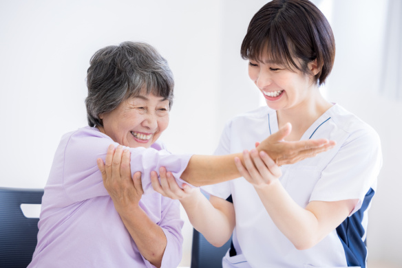 【看護小規模多機能型居宅介護の看護師】「元山駅」徒歩5分、常により良いサービスを提供