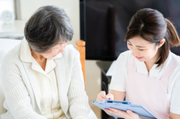 【有料老人ホームの介護職員】休暇制度充実、幅広い福祉事業を展開