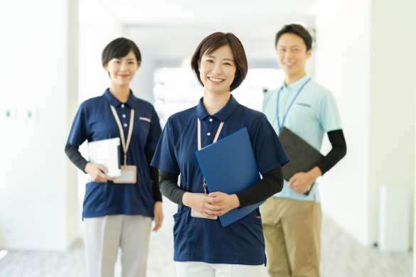 【特別養護老人ホームの介護職員】「神楽坂駅」徒歩2分、専門性を活かしてよりよいサービス提供