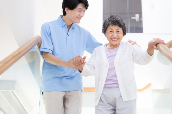 【有料老人ホームの言語聴覚士(ST)】有休消化率90％以上、家族のような気持ちで接する