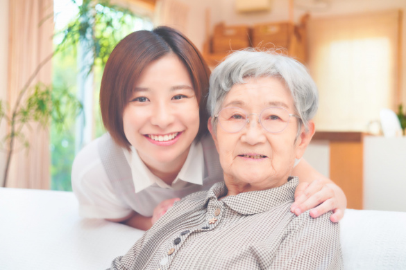 【看護小規模多機能居宅介護の介護職員】「上福岡駅」徒歩5分、「生きる力」を支えています