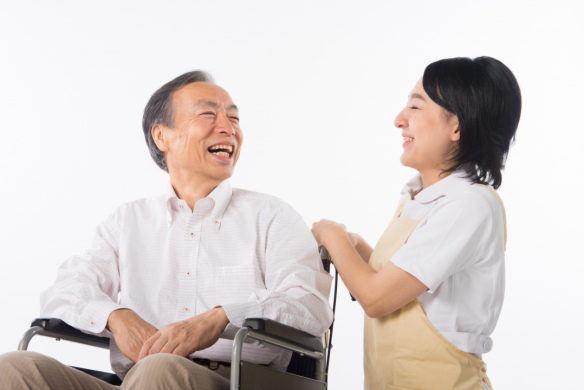 【有料老人ホームの介護職員】「浦和駅」徒歩4分、一人ひとりと向き合うサービス