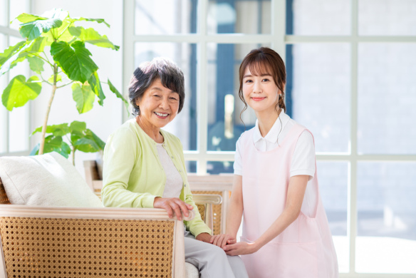 【有料老人ホームの介護職員】休暇制度充実、幸せを感じてもらえる環境を目指す