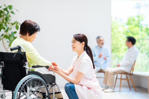 年間休日120日、1日でも早い在宅復帰を目指す